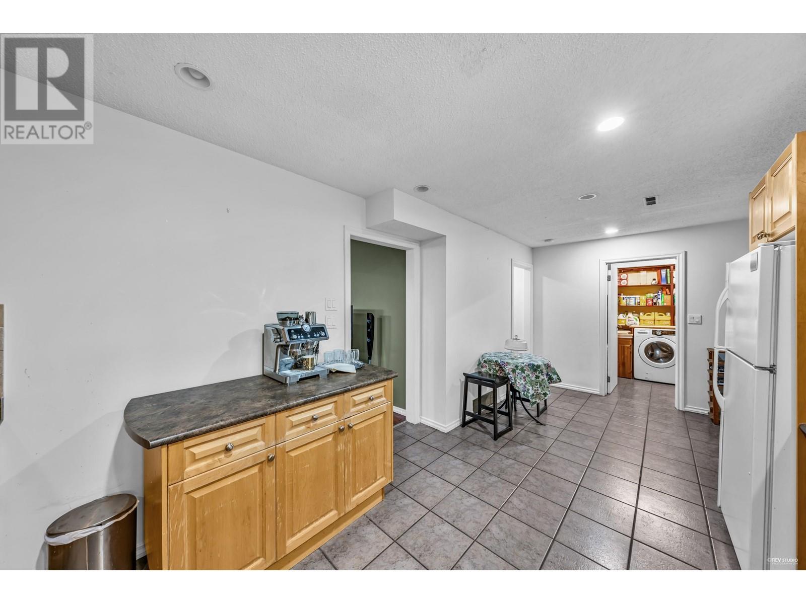 1243 Hornby Street, Coquitlam, British Columbia  V3E 1C6 - Photo 14 - R2847623