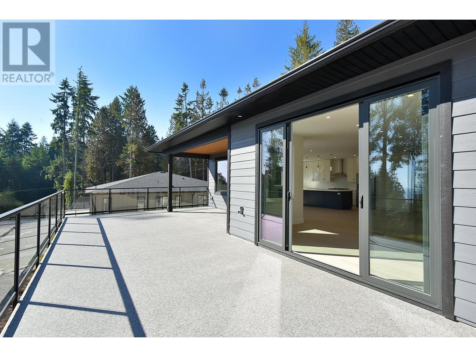 2390 Lower Road, Roberts Creek, British Columbia  V0N 2W6 - Photo 14 - R2847644