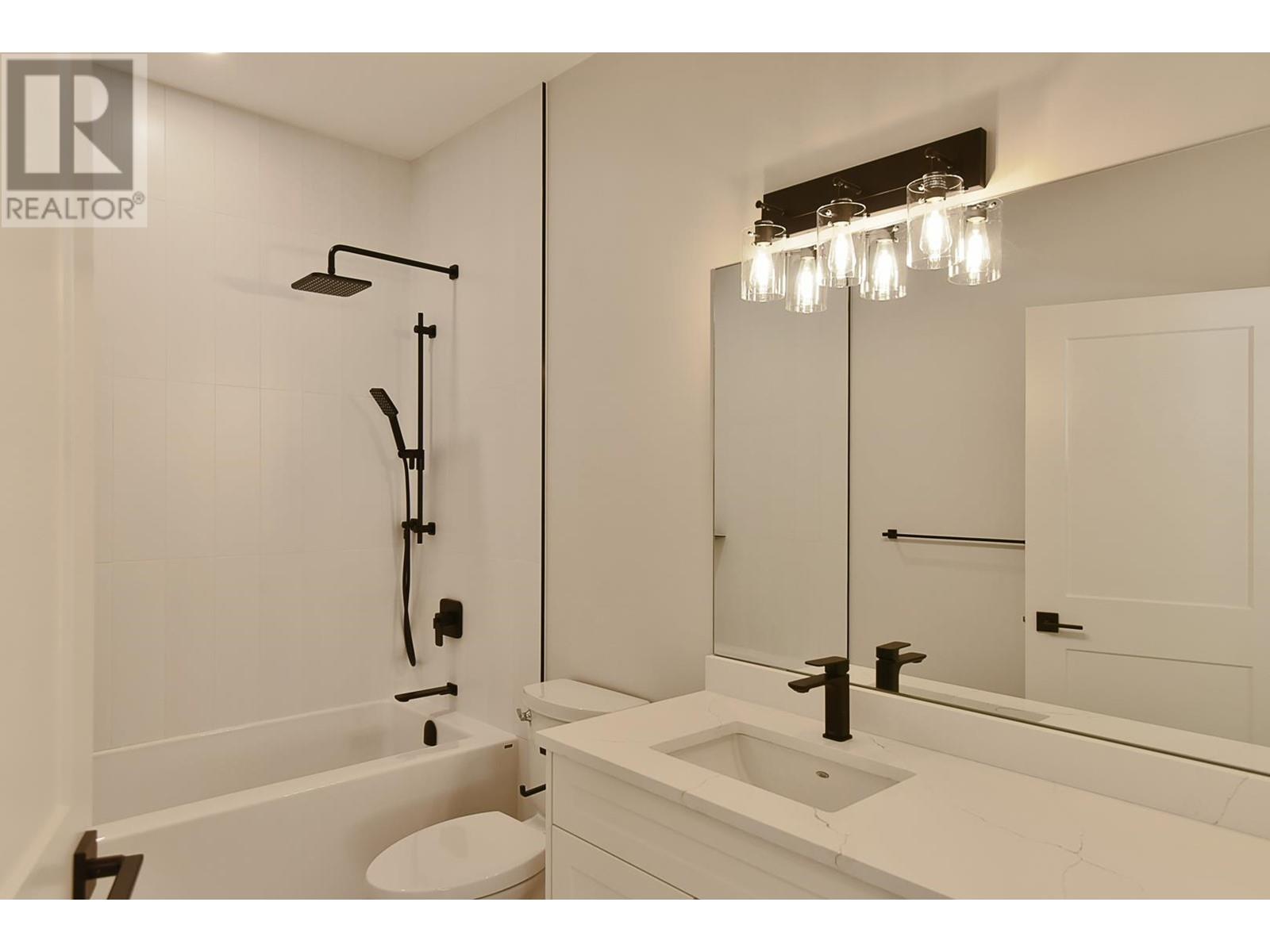 2390 Lower Road, Roberts Creek, British Columbia  V0N 2W6 - Photo 23 - R2847644
