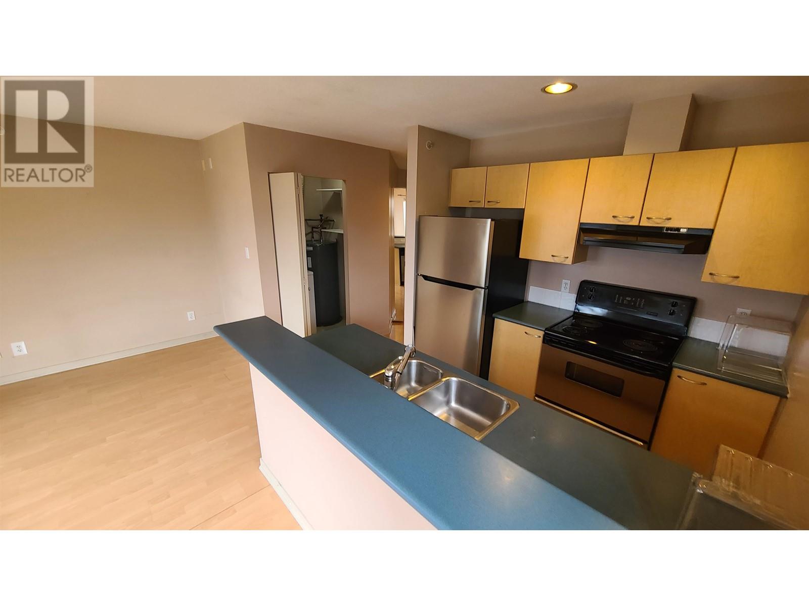 401 4416 W 10th Avenue, Vancouver, British Columbia  V6R 2H9 - Photo 1 - R2847599