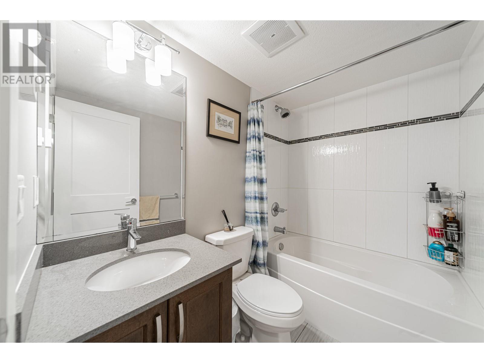 111 828 Royal Avenue, New Westminster, British Columbia  V3M 1J9 - Photo 15 - R2847708