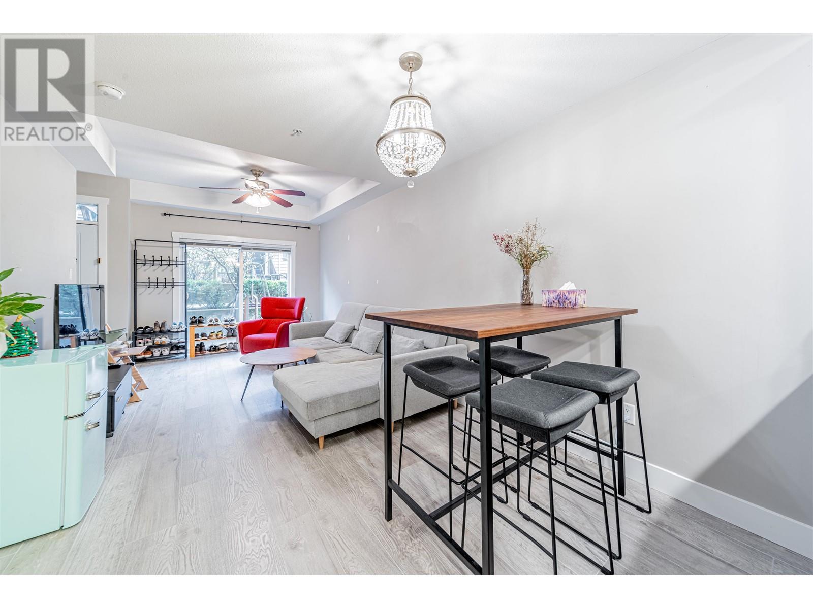 111 828 Royal Avenue, New Westminster, British Columbia  V3M 1J9 - Photo 4 - R2847708