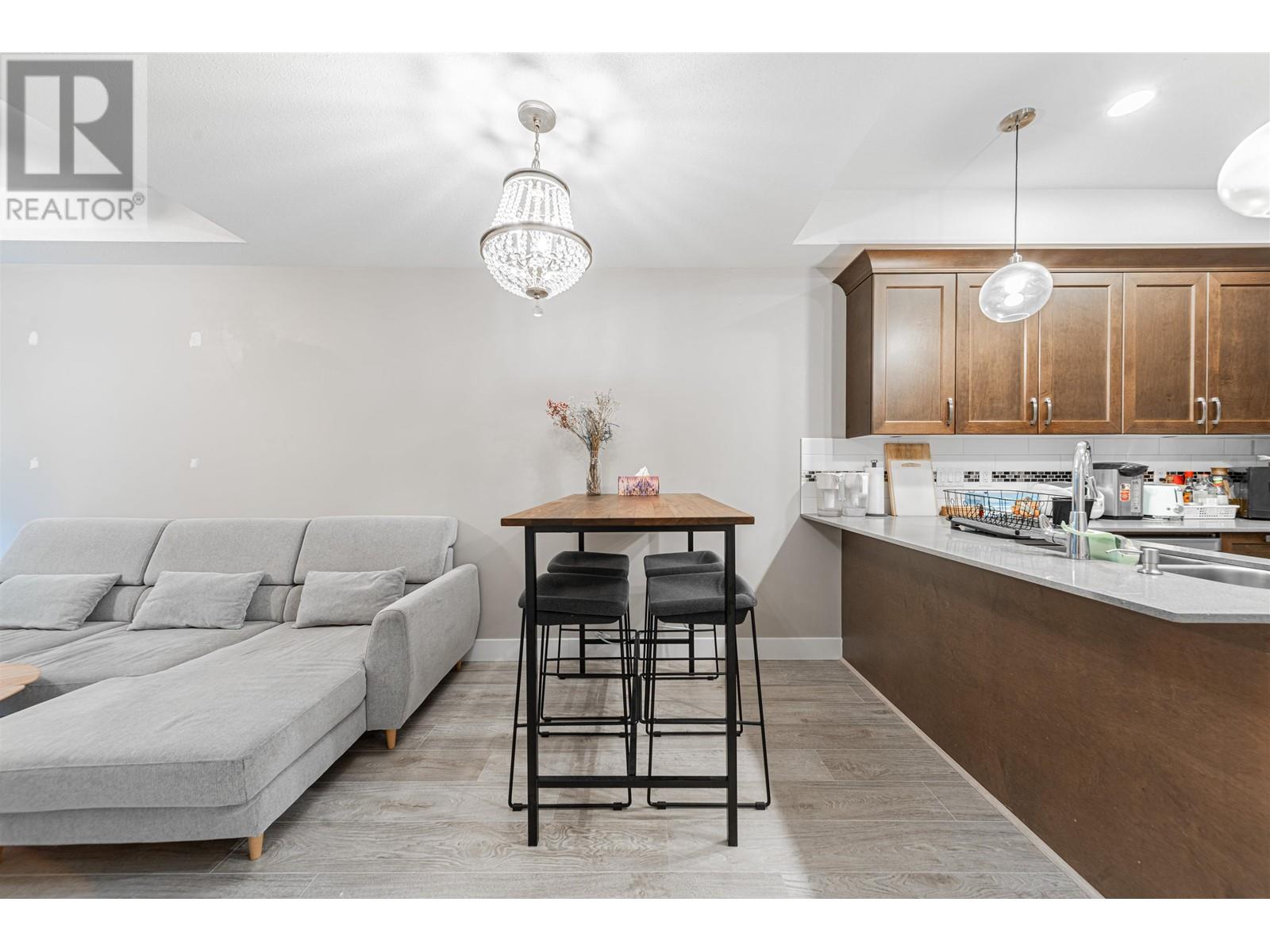 111 828 Royal Avenue, New Westminster, British Columbia  V3M 1J9 - Photo 7 - R2847708