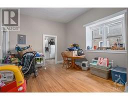 73 KING STREET W