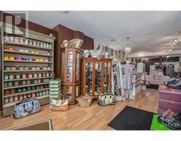 73 KING STREET W