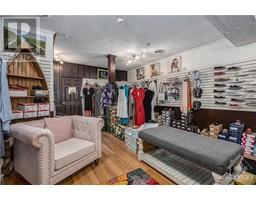 73 KING STREET W