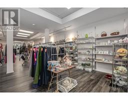 73 KING STREET W