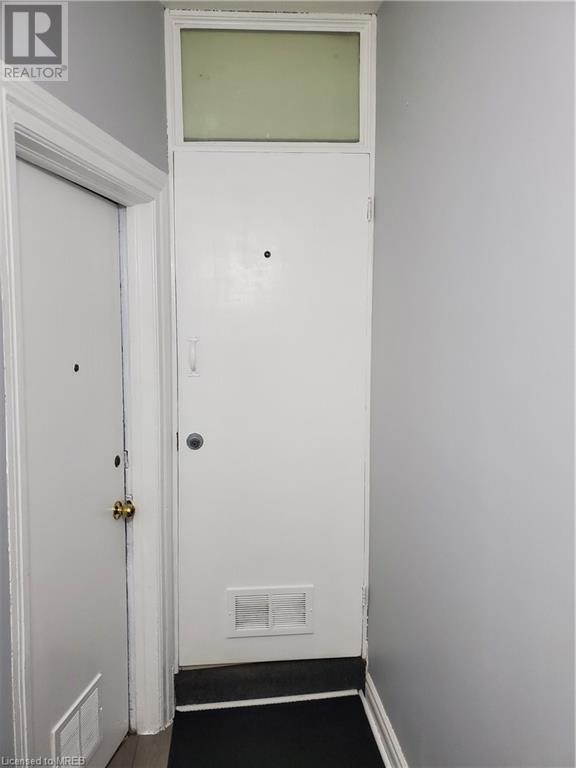 723 Dufferin Street Unit# Upper, Toronto, Ontario  M6K 2B6 - Photo 3 - 40536287