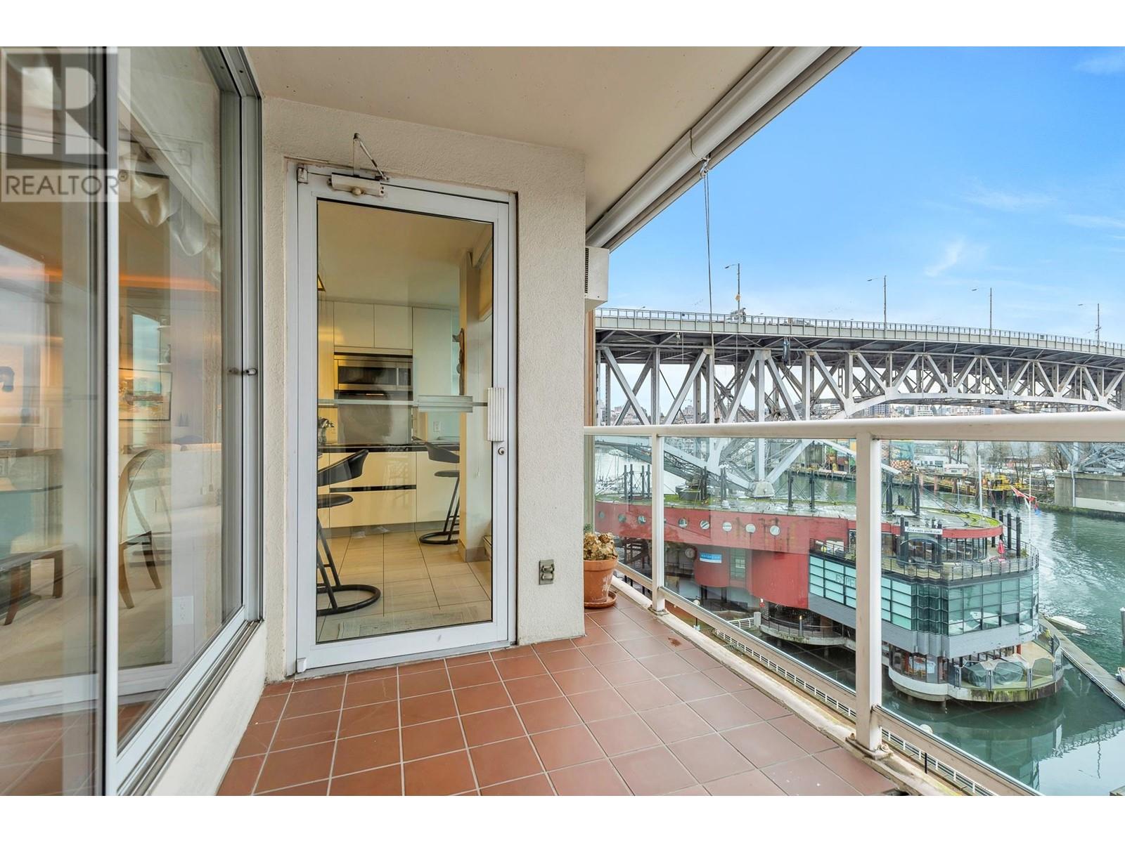 702 1600 Howe Street, Vancouver, British Columbia  V6Z 2L9 - Photo 17 - R2847738