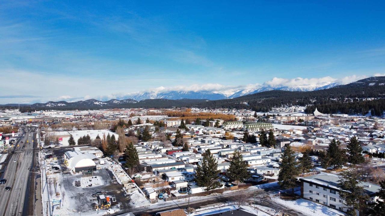 2025 10th St, Cranbrook North, British Columbia  V1C 4H5 - Photo 4 - 2474843