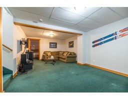 15 - 4576 TIMBERLINE CRESCENT