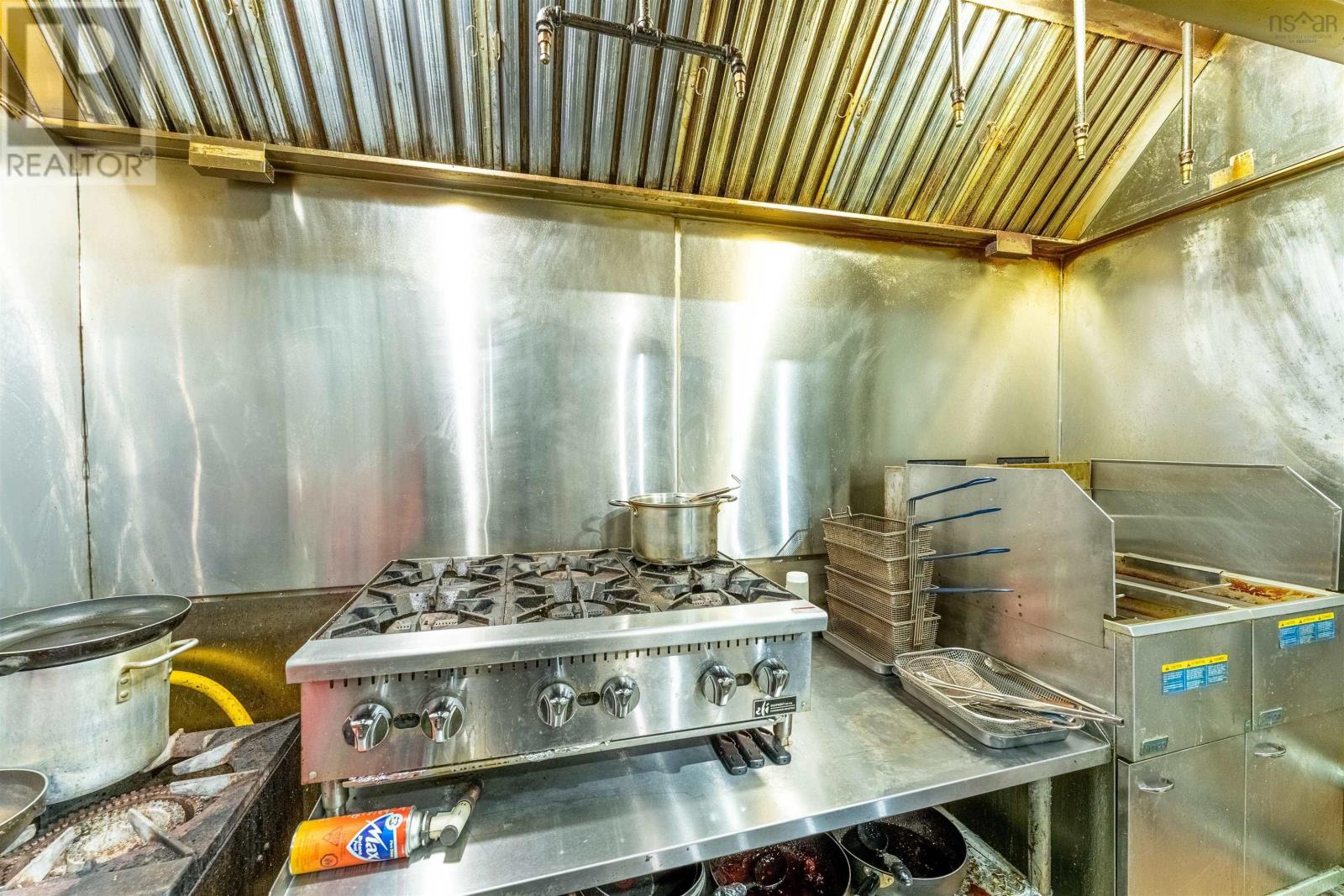 C-11 56 Supreme Court, Halifax, Nova Scotia  B3N 2S7 - Photo 15 - 202402337