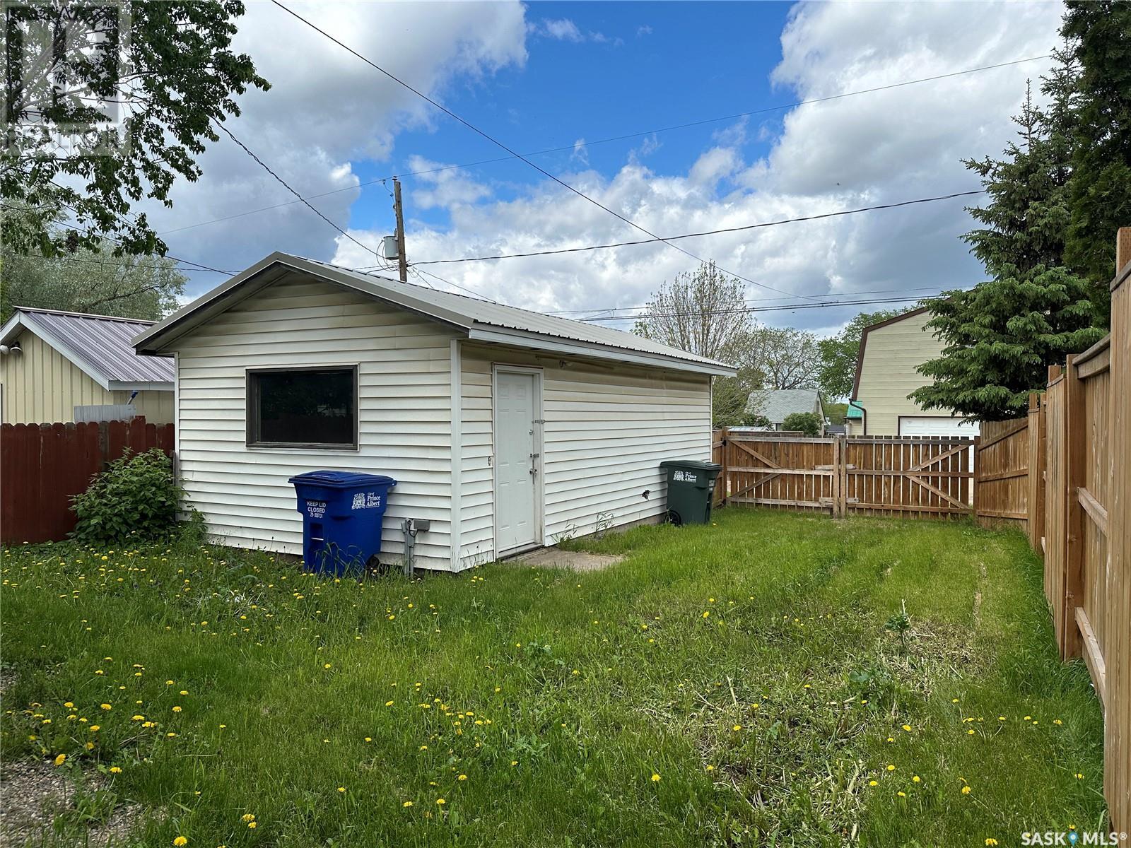 568 21st Street E, Prince Albert, Saskatchewan  S6V 1M7 - Photo 11 - SK958524