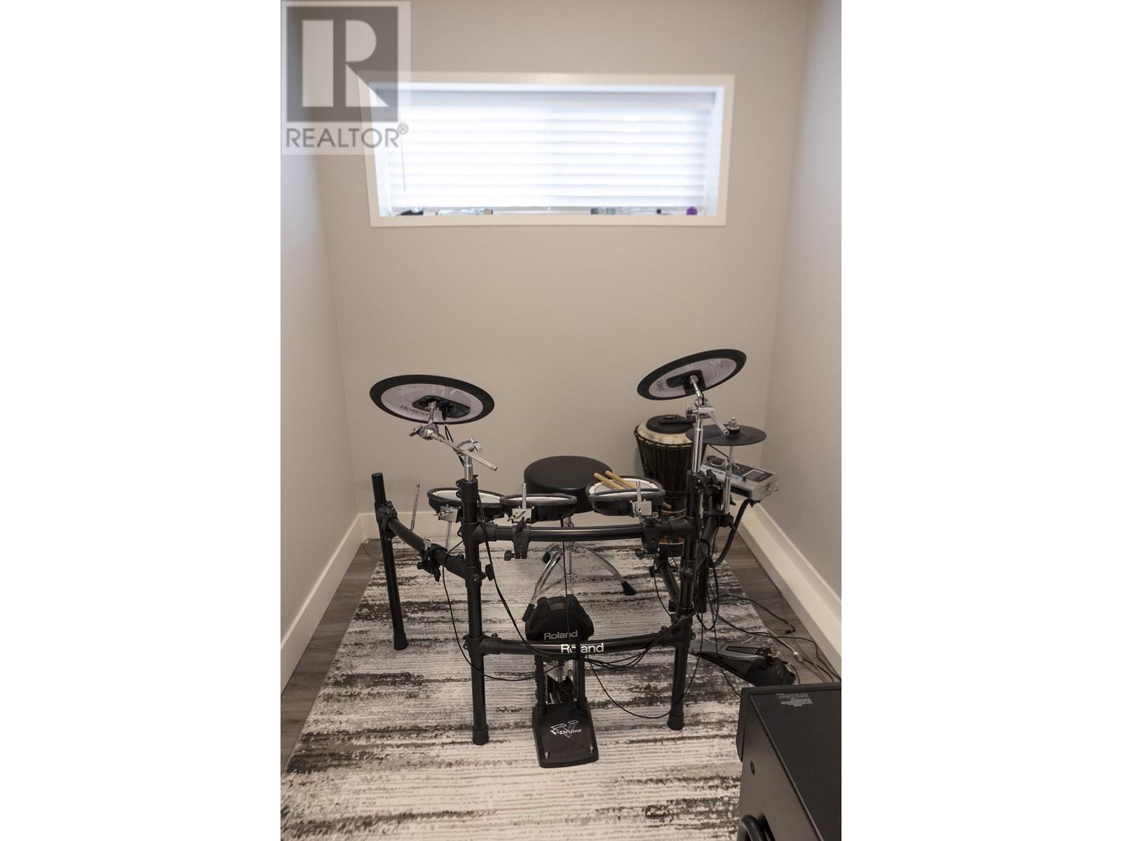1852 Chalmers Avenue, Port Coquitlam, British Columbia  V3B 2T4 - Photo 16 - R2847784