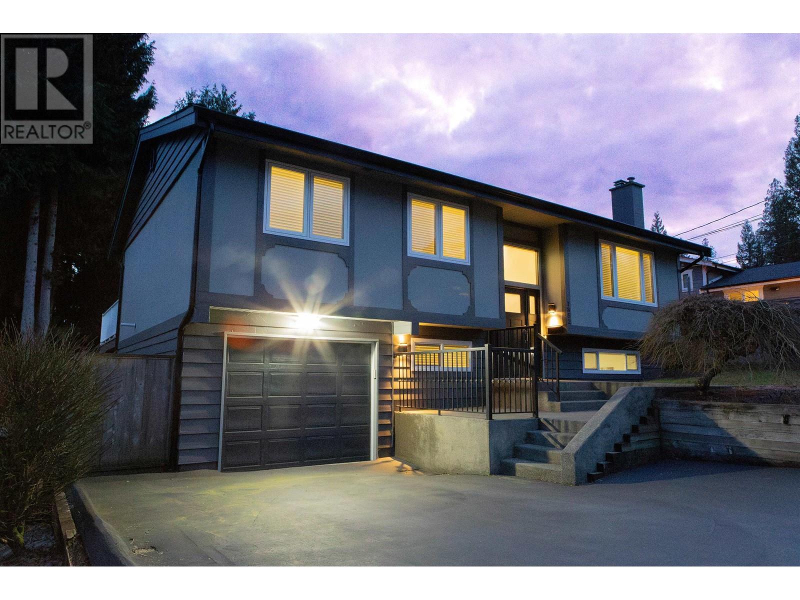 1852 Chalmers Avenue, Port Coquitlam, British Columbia  V3B 2T4 - Photo 2 - R2847784