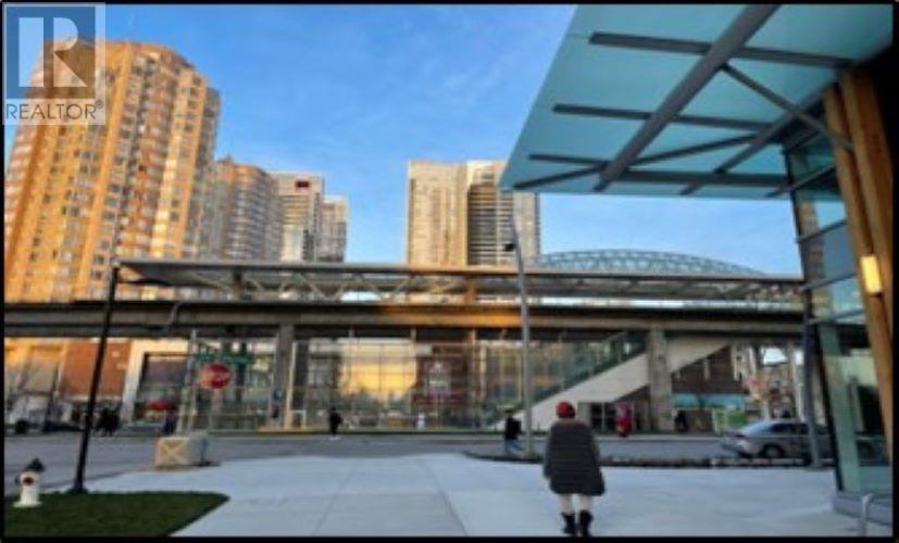 407 6378 Silver Avenue, Burnaby, British Columbia  V5H 0J2 - Photo 2 - C8057430