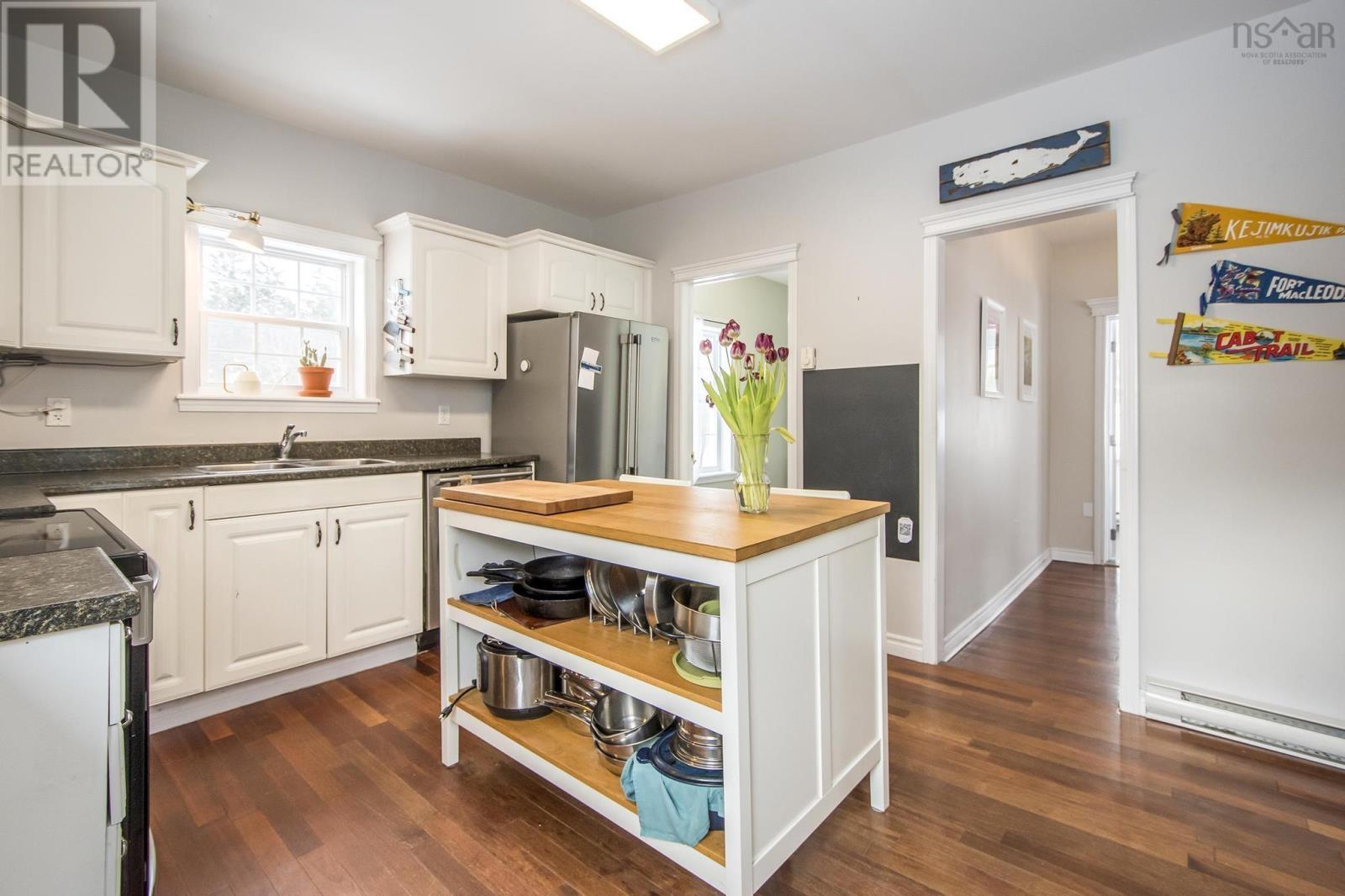 383 West Lawrencetown Road, Lawrencetown, Nova Scotia  B2S 1S5 - Photo 16 - 202402360