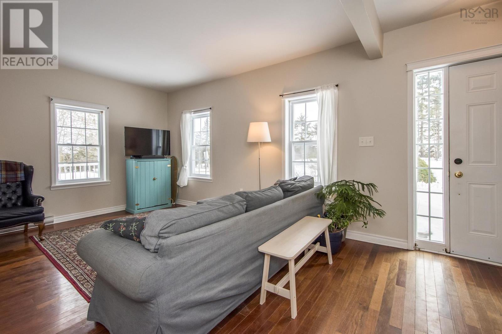 383 West Lawrencetown Road, Lawrencetown, Nova Scotia  B2S 1S5 - Photo 8 - 202402360