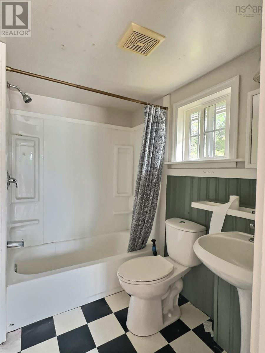 295 Harmony Road, Salmon River, Nova Scotia  B6L 3P9 - Photo 6 - 202402365
