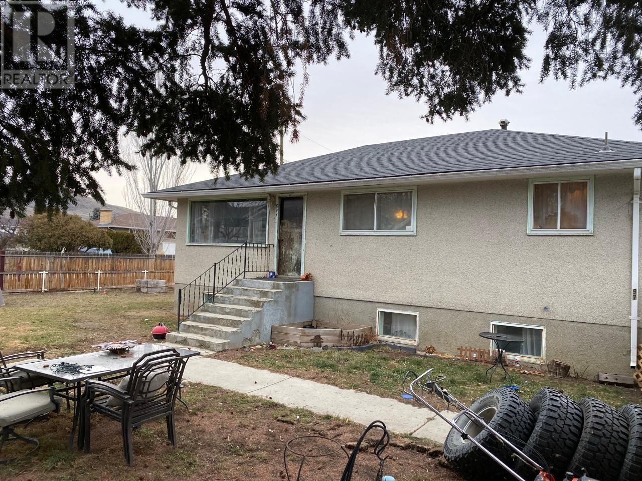 897 Desmond Street, Kamloops, British Columbia  V2B 5K3 - Photo 7 - 176641