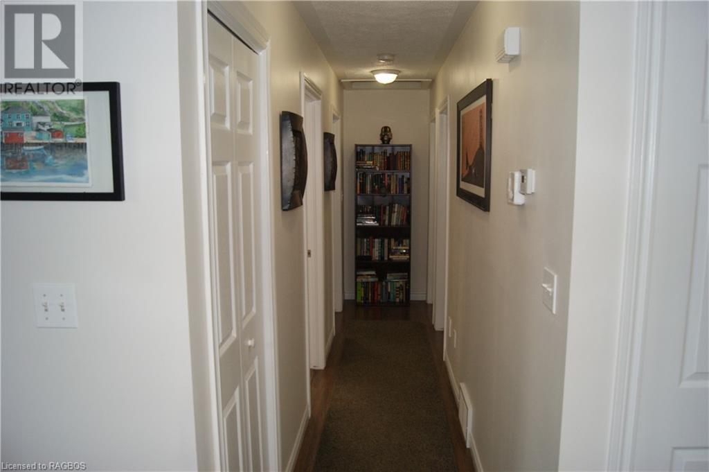 688 22nd Avenue, Hanover, Ontario  N4N 3W8 - Photo 30 - 40533917