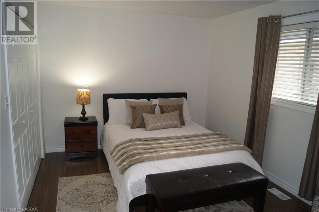 688 22nd Avenue, Hanover, Ontario  N4N 3W8 - Photo 34 - 40533917