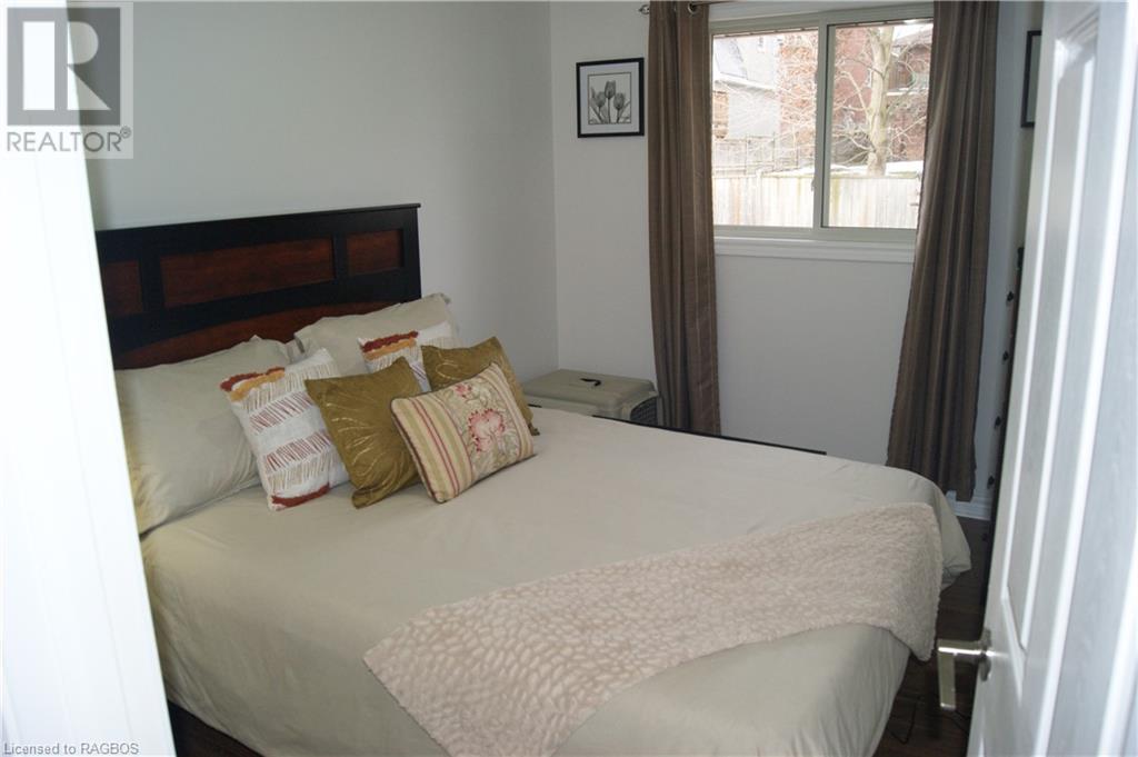 688 22nd Avenue, Hanover, Ontario  N4N 3W8 - Photo 37 - 40533917