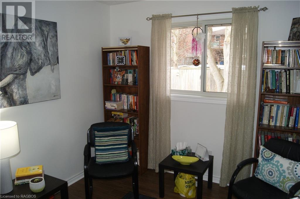 688 22nd Avenue, Hanover, Ontario  N4N 3W8 - Photo 42 - 40533917