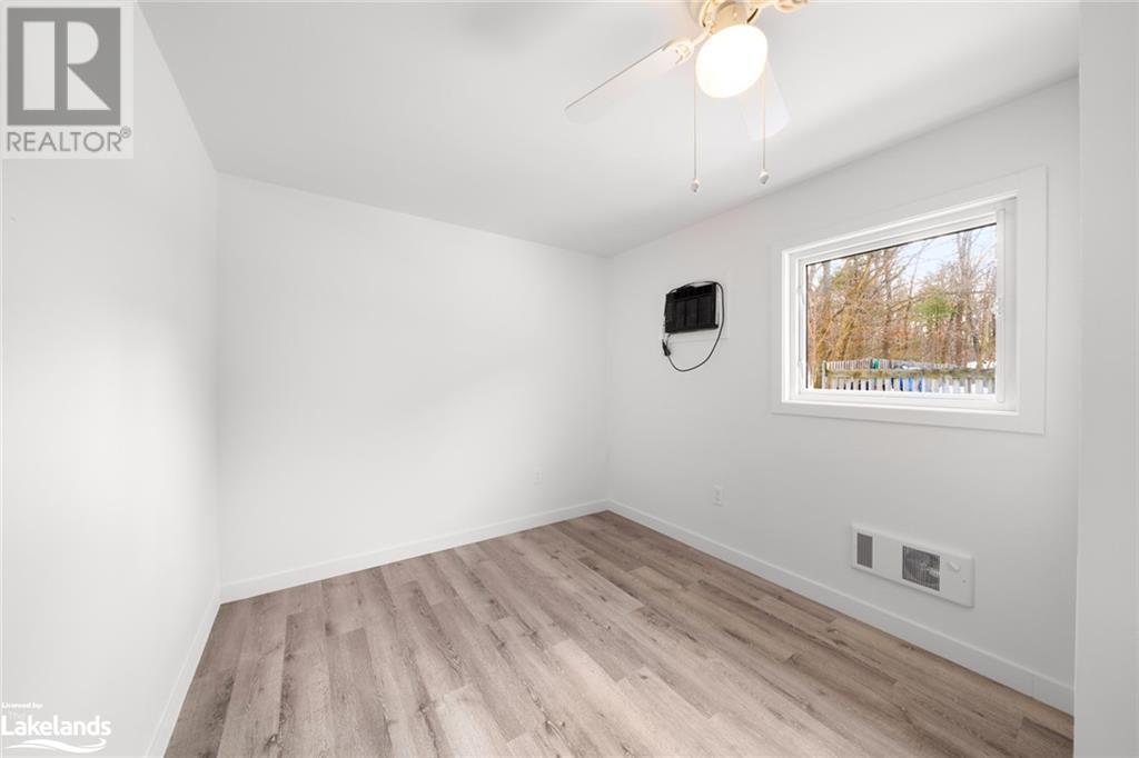 32 Railway Avenue, Parry Sound, Ontario  P2A 2R6 - Photo 21 - 40537126