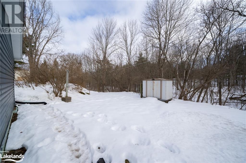 32 Railway Avenue, Parry Sound, Ontario  P2A 2R6 - Photo 28 - 40537126