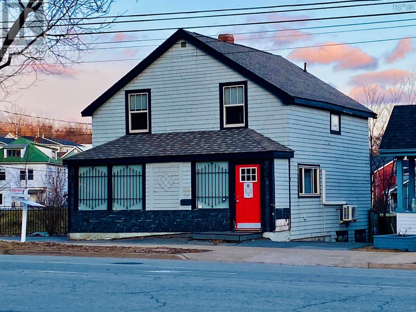 170 Ochterloney Street, dartmouth, Nova Scotia