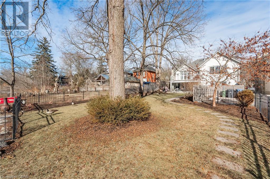 38 Arthur Street N, Guelph, Ontario  N1E 4T8 - Photo 39 - 40538697