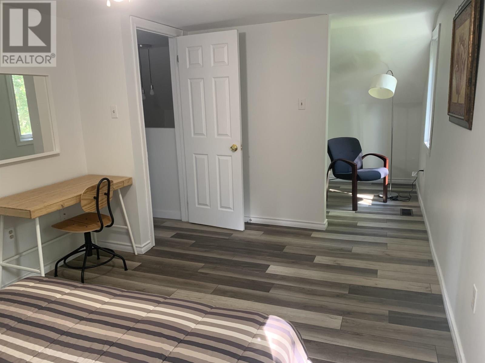 77 Dartmouth Road, Bedford, Nova Scotia  B4A 2L5 - Photo 10 - 202402383
