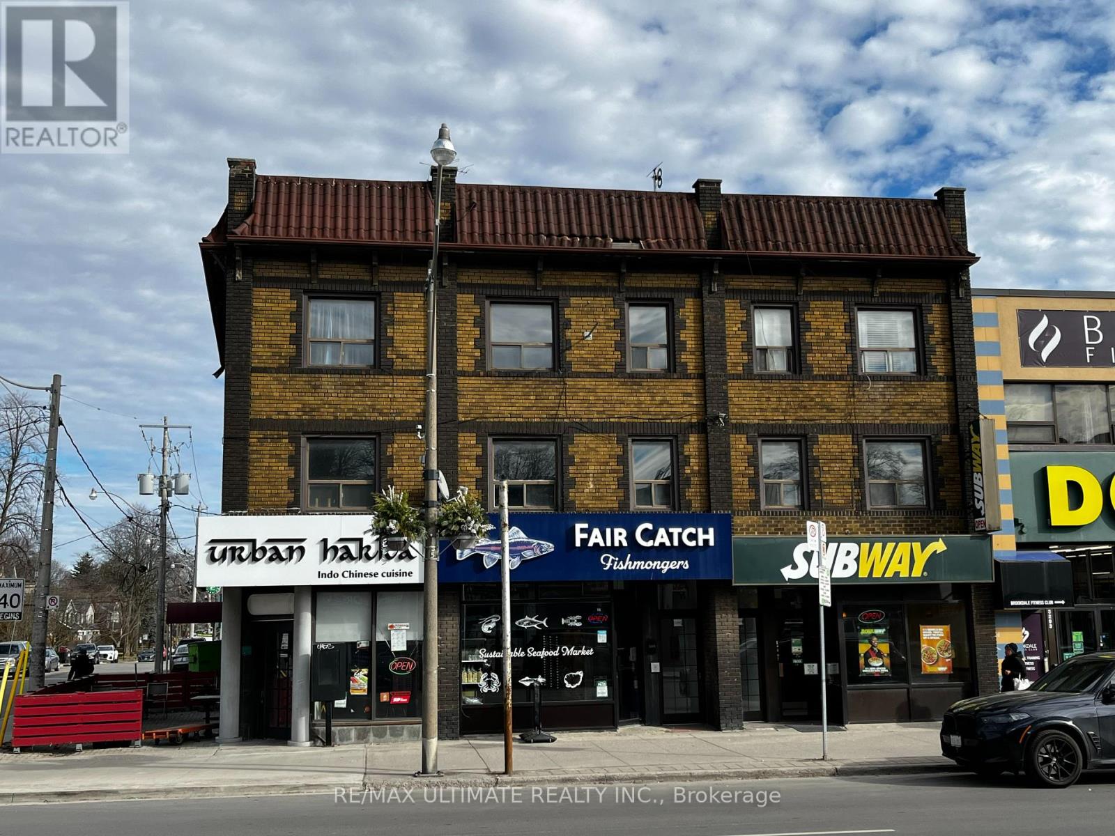 3295* Yonge Street, Toronto, Ontario  M4N 2L8 - Photo 3 - C8053466