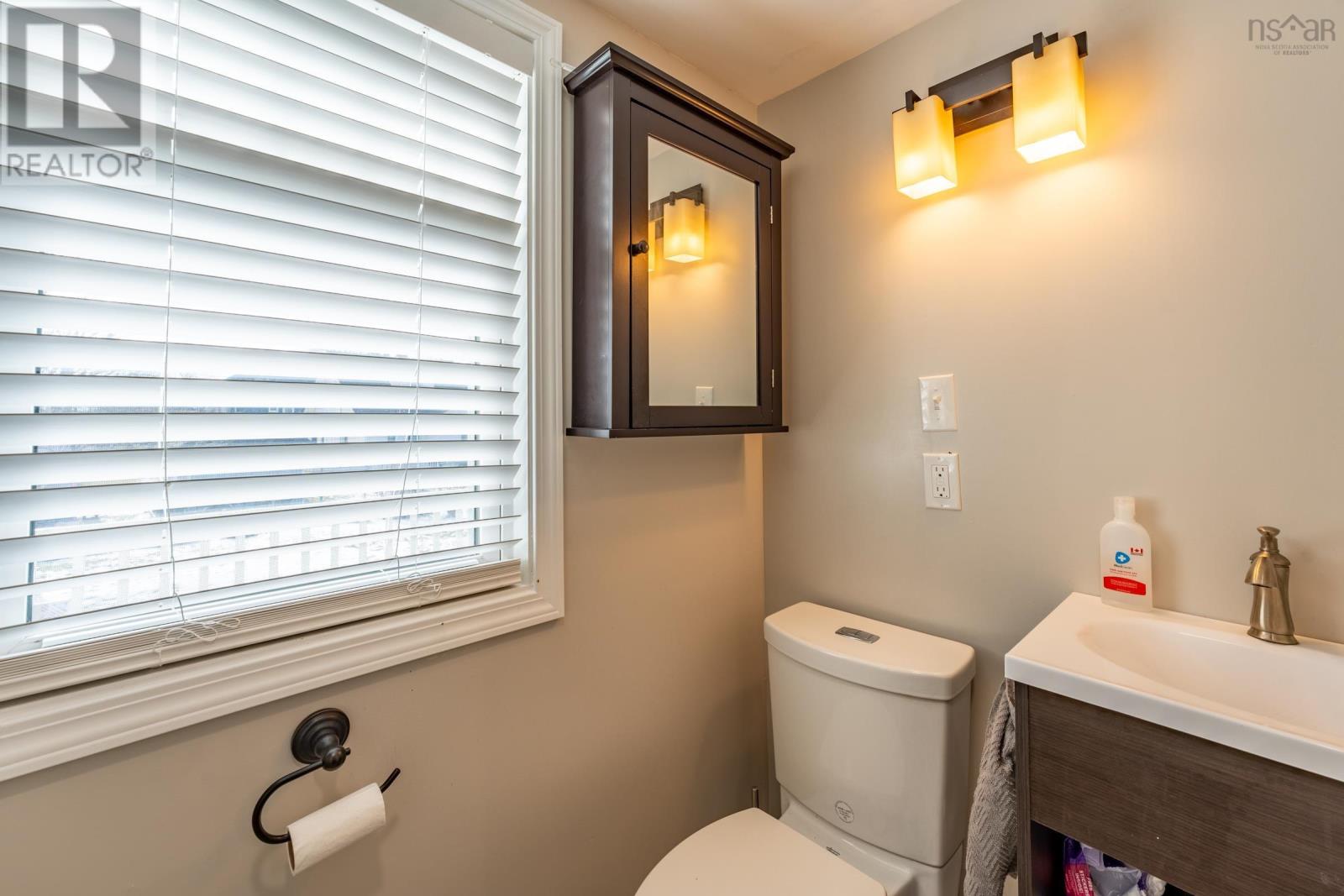 29 Porter Street, Yarmouth, Nova Scotia  B5A 2Y7 - Photo 23 - 202402407