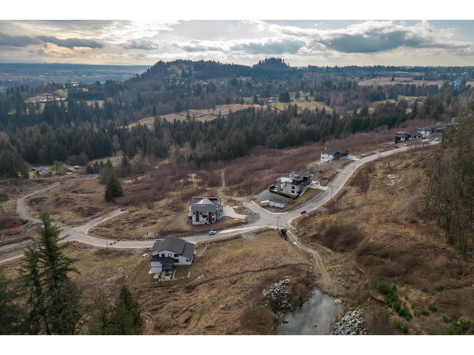 9126 Hatzic Ridge Drive, Mission, British Columbia  V2V 0J4 - Photo 13 - R2847501