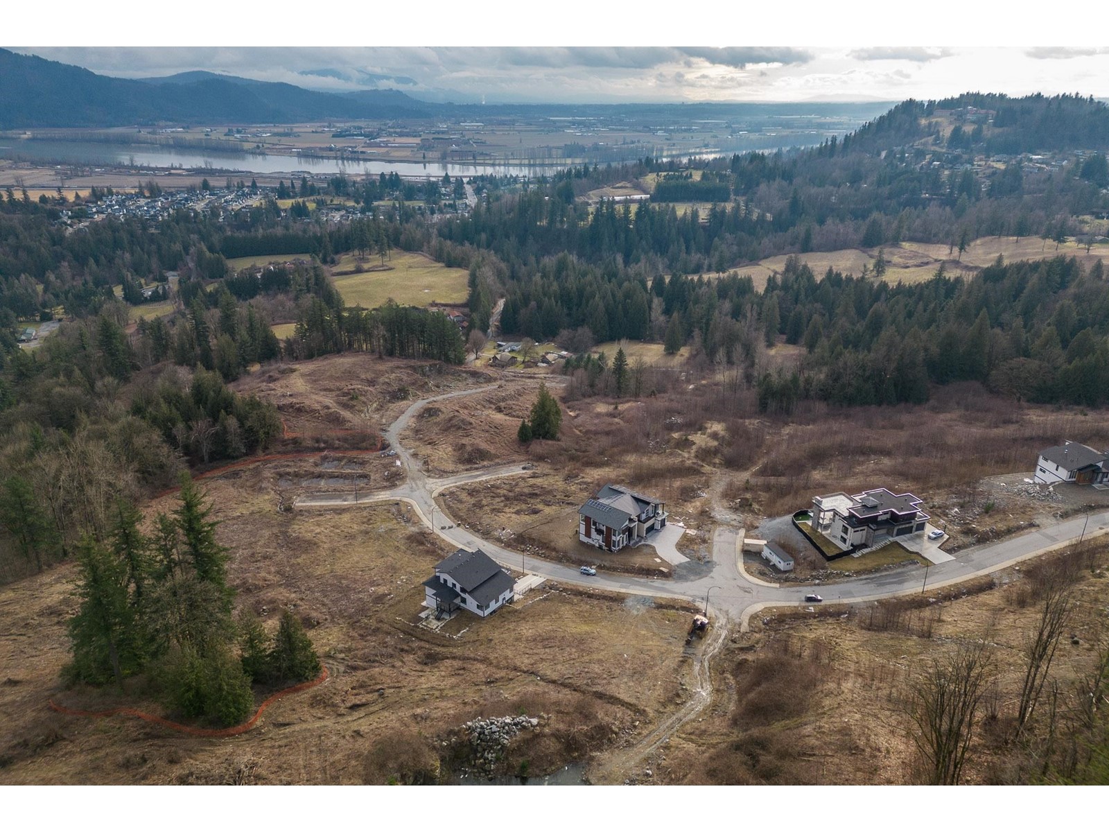 9126 Hatzic Ridge Drive, Mission, British Columbia  V2V 0J4 - Photo 1 - R2847501