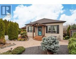 3082 Jolinda Court Lake Country South West