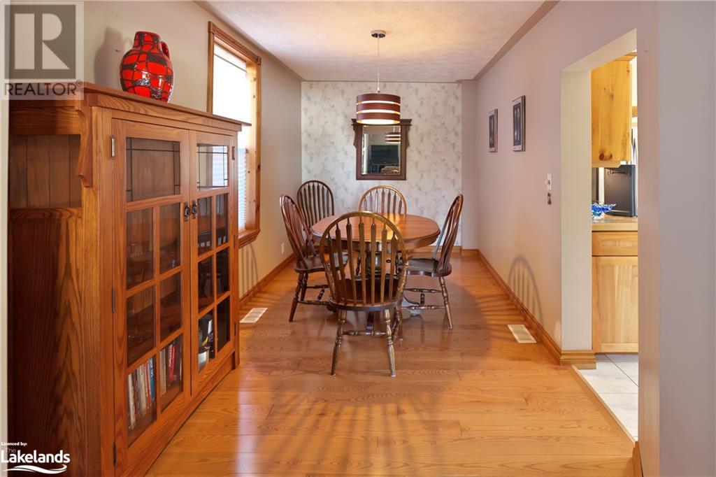 17 Peel Street, Penetanguishene, Ontario  L9M 1A5 - Photo 19 - 40537079