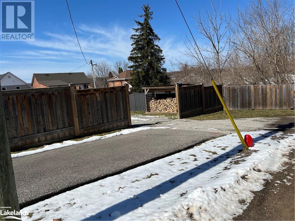 17 Peel Street, Penetanguishene, Ontario  L9M 1A5 - Photo 40 - 40537079