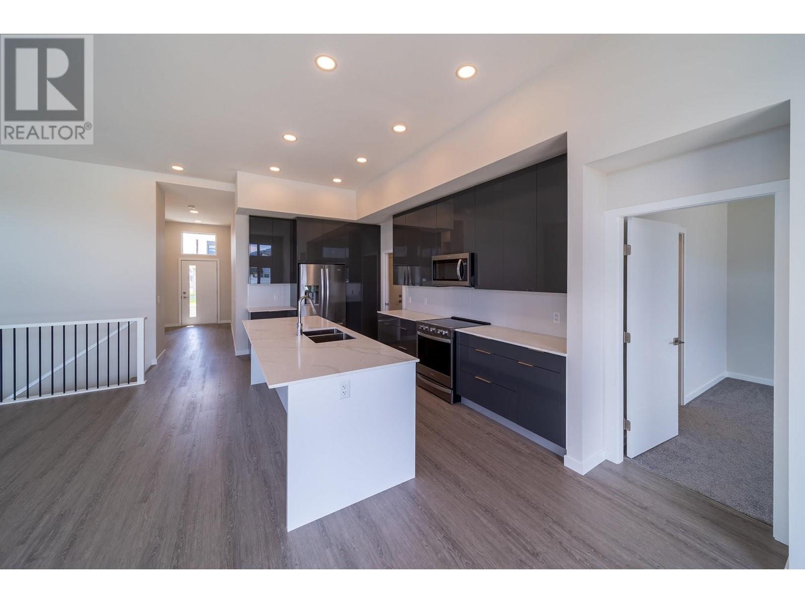 3773 Astoria Drive West Kelowna