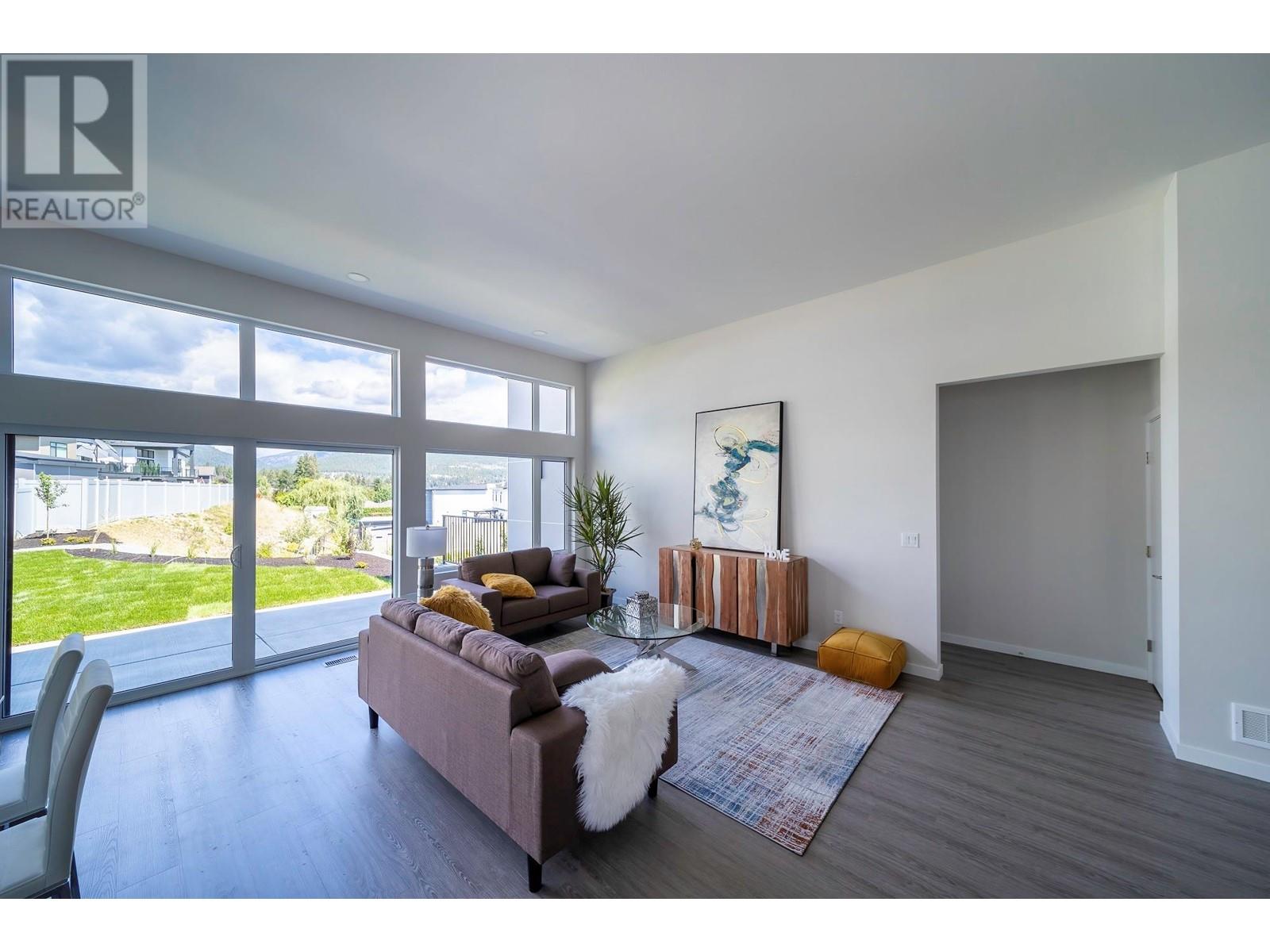 3758 Davidson Court West Kelowna