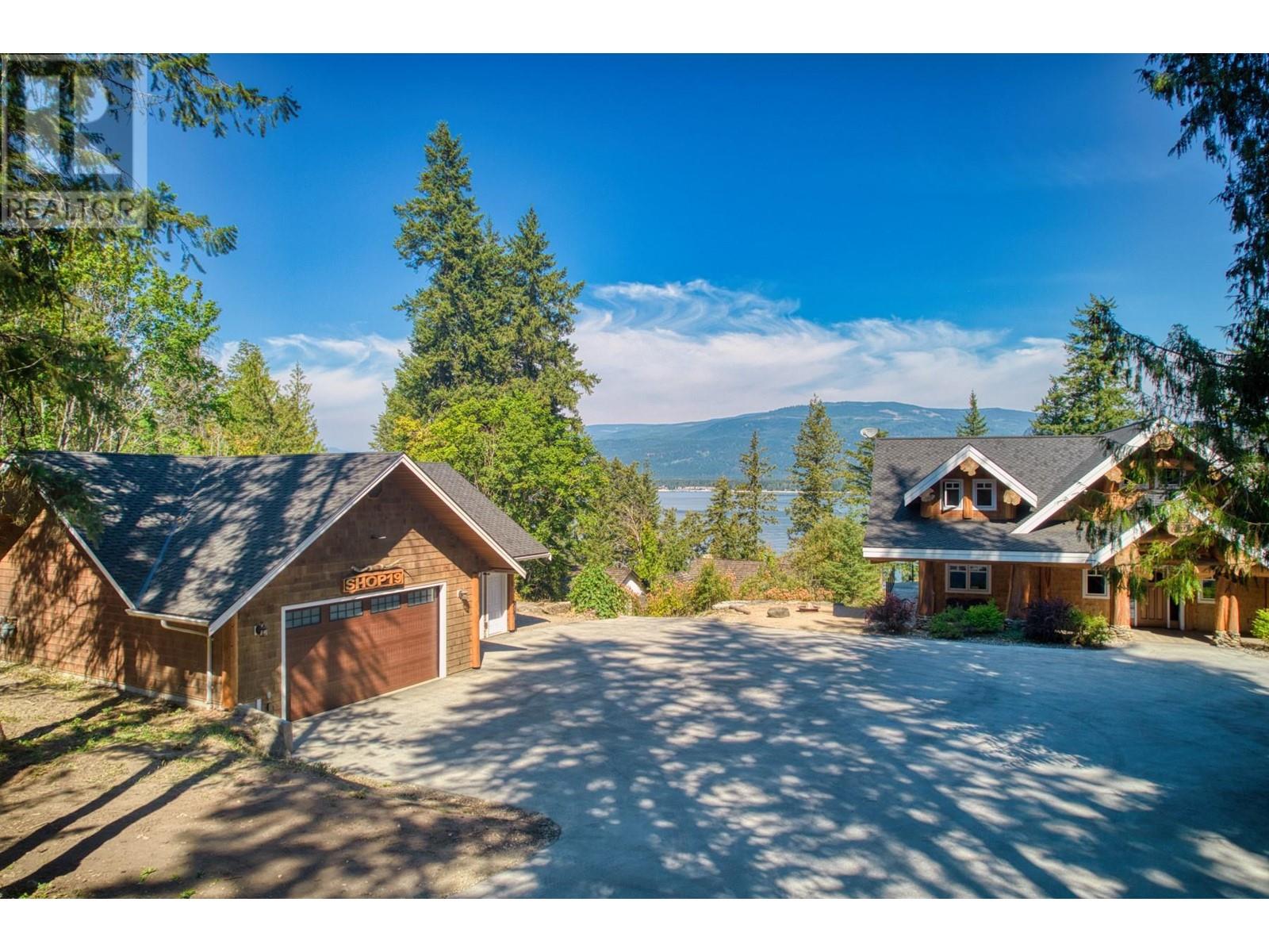 1897 Blind Bay Road, Blind Bay, British Columbia  V0E 2W1 - Photo 13 - 10303995