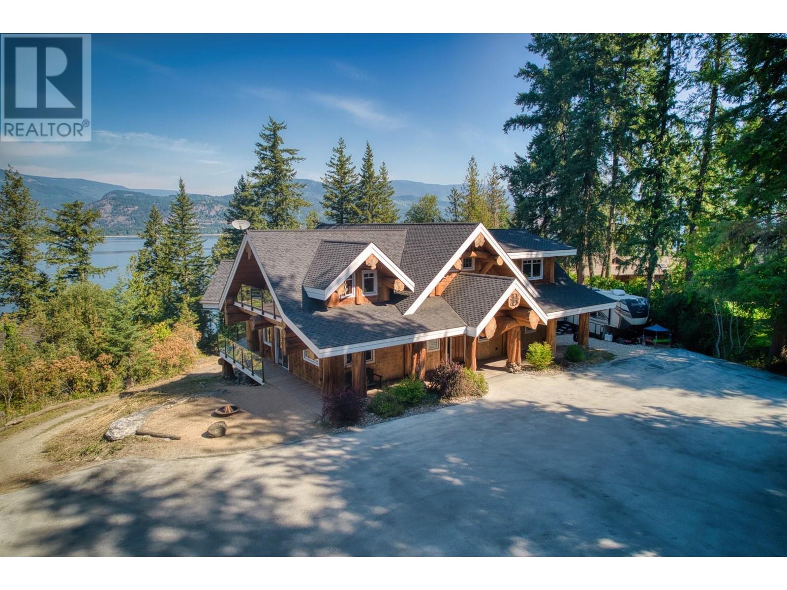 1897 Blind Bay Road, Blind Bay, British Columbia  V0E 2W1 - Photo 2 - 10303995