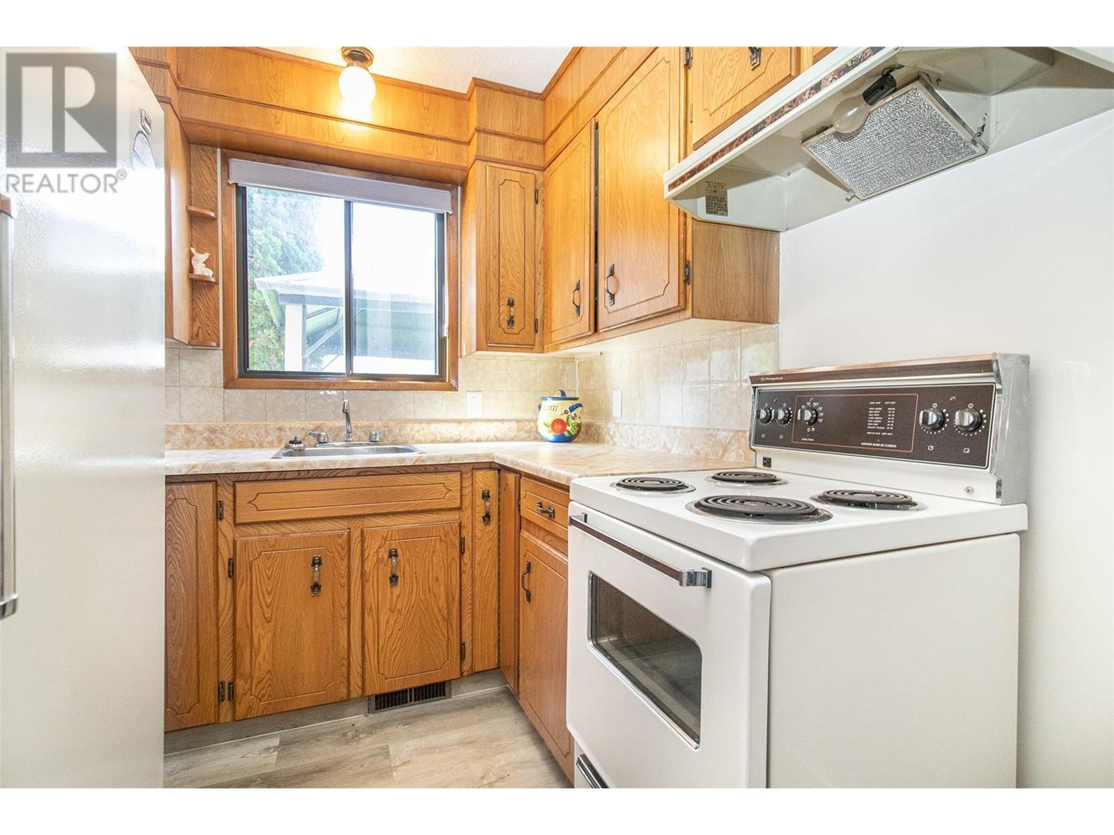 2448 Harmon Road West Kelowna