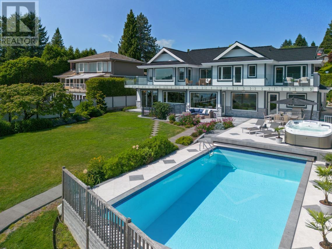 588 Lowry Lane, North Vancouver, British Columbia  V7G 1R3 - Photo 4 - R2848295