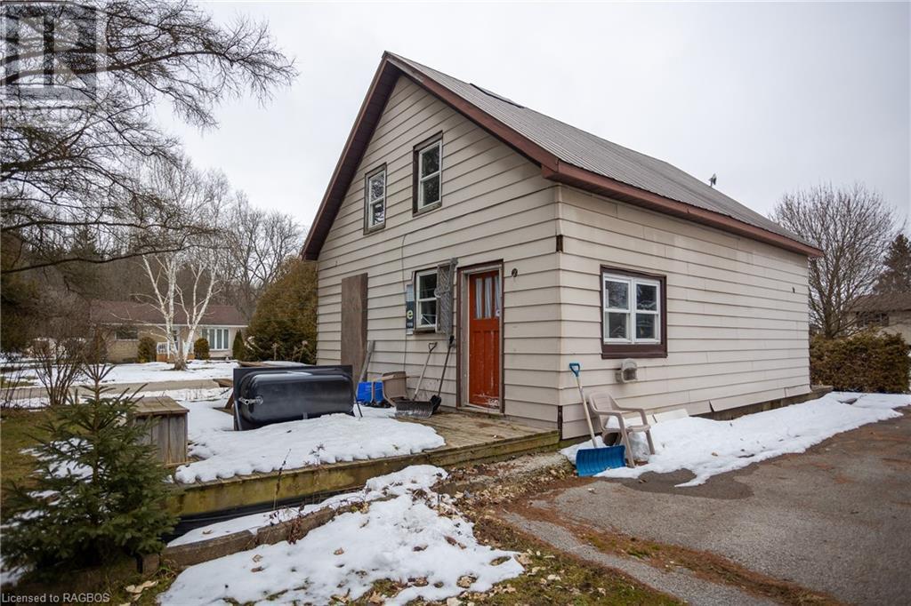 791 23rd Street W, Owen Sound, Ontario  N4K 4H4 - Photo 5 - 40539162