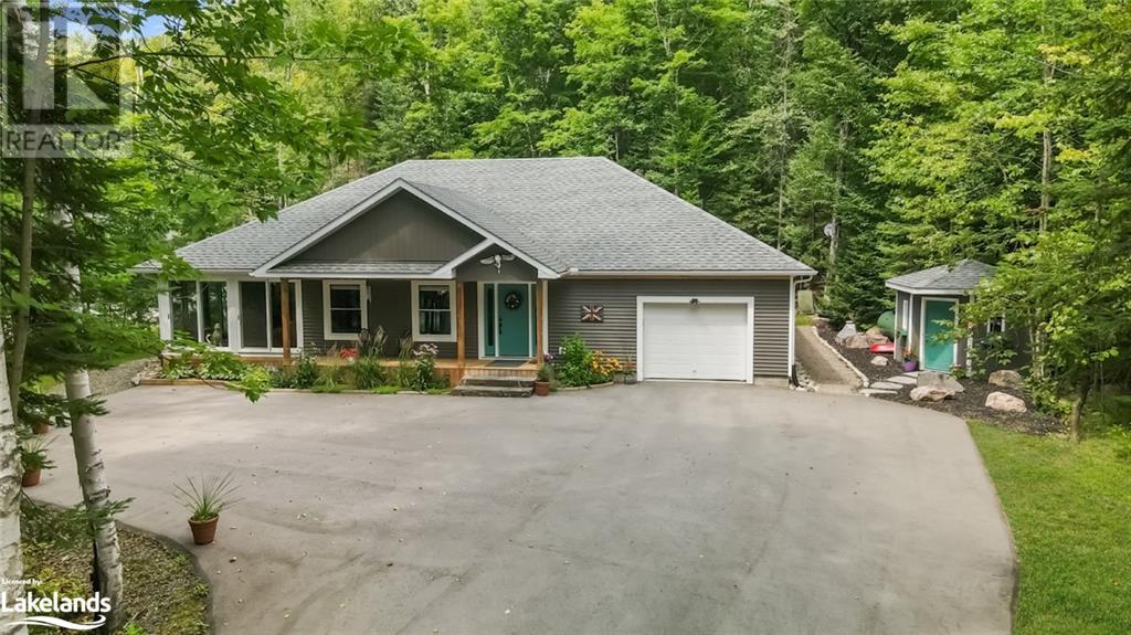 1123 Wonderland Road, Dysart, Ontario K0M 1S0 (26498017) Bay