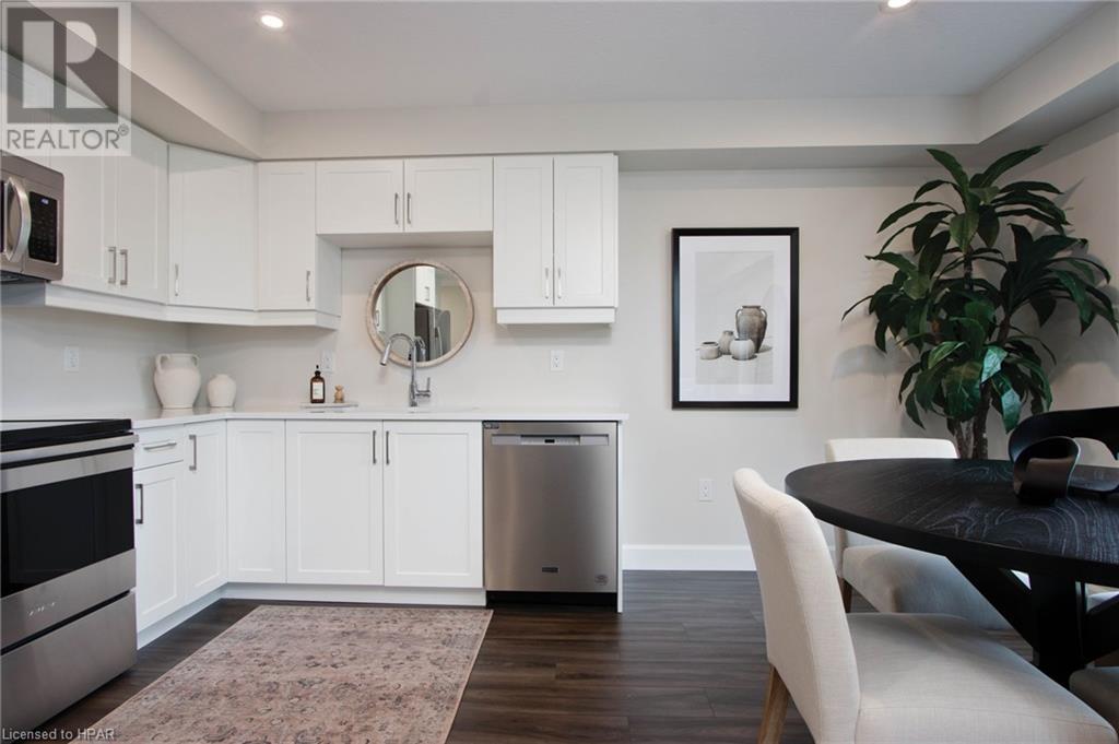 3202 Vivian Line Unit# 5, Stratford, Ontario  N5A 0K6 - Photo 4 - 40487051