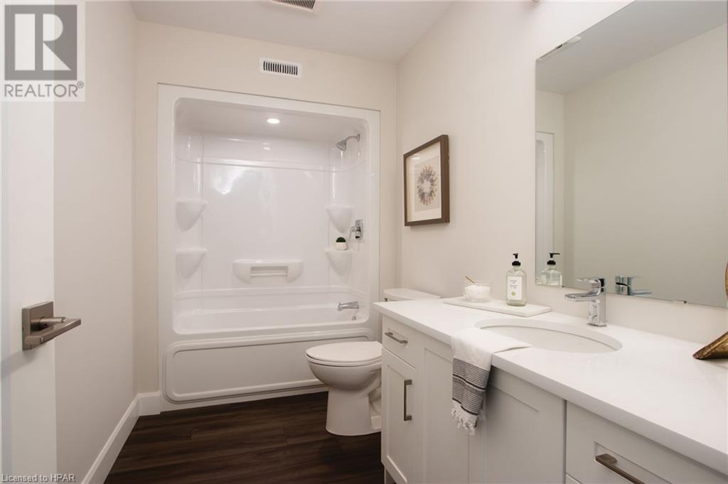 3202 Vivian Line Unit# 5, Stratford, Ontario  N5A 0K6 - Photo 14 - 40487051